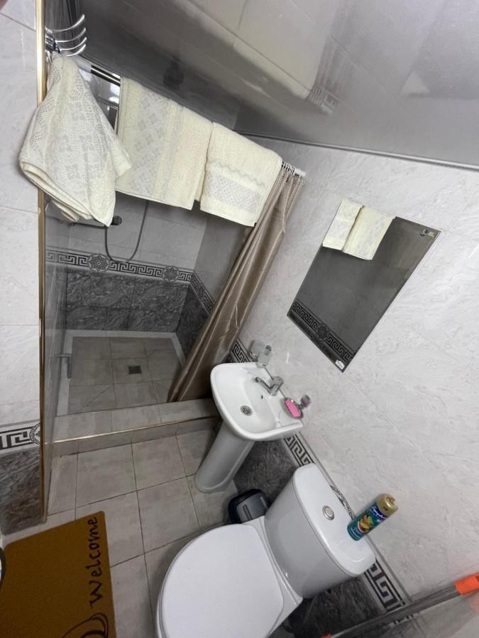 Квартира Дом В Общем Дворе Samarkand Bagian luar foto